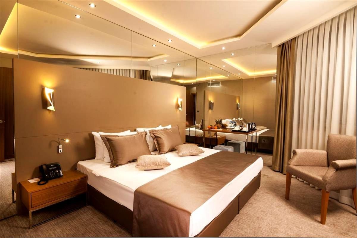 Majura Hotel Business Izmir Exterior foto